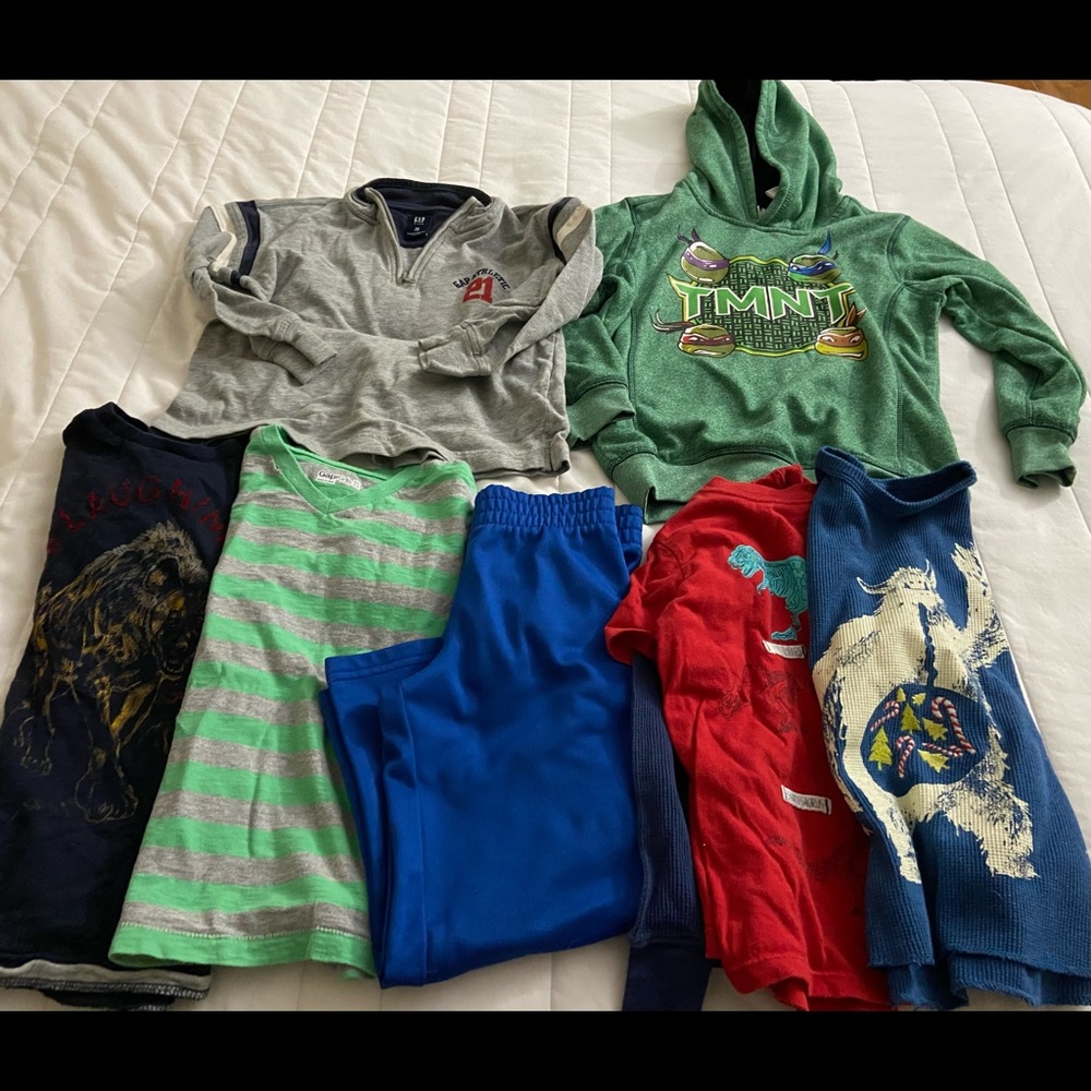 Boys Size 4/5 clothing lot